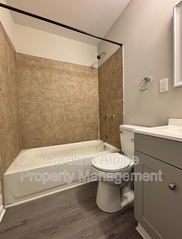 Photo - 819 Buffalo St Unit A-B