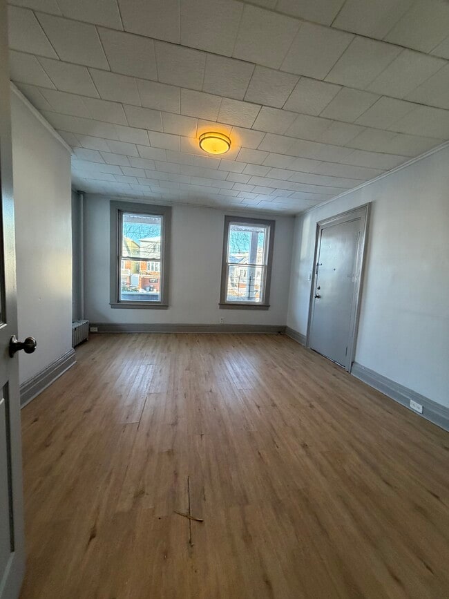 Photo - 66 Broadway Unidad 1