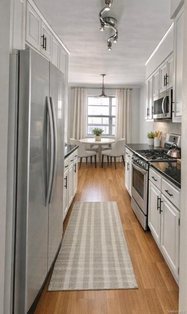 7 Essex Ln Unit B3