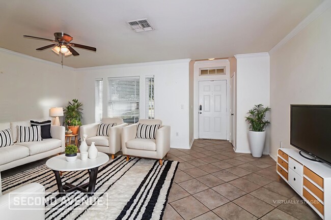 Photo - 6021 Determine Ln