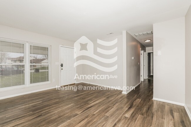 Photo - 1708 E Redfern Way
