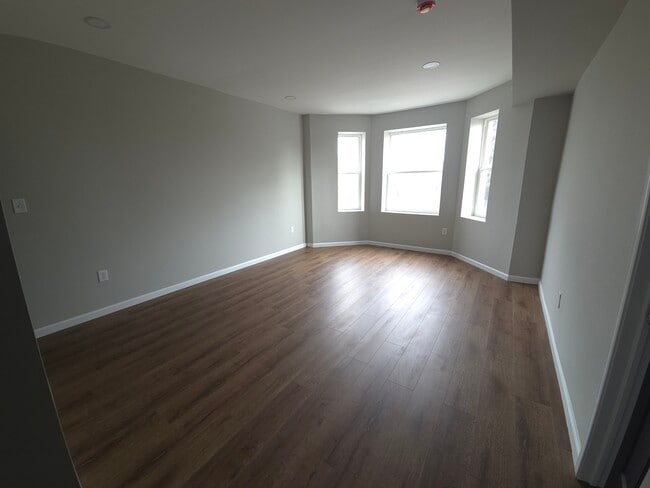 Photo - 2732 Reisterstown Rd Unit 2