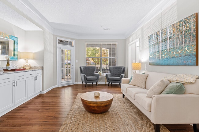 Photo - Marquis on Edwards Mill