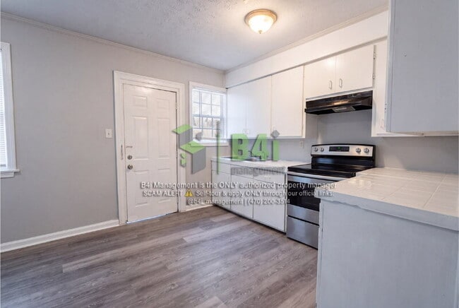 36 Mathews St
