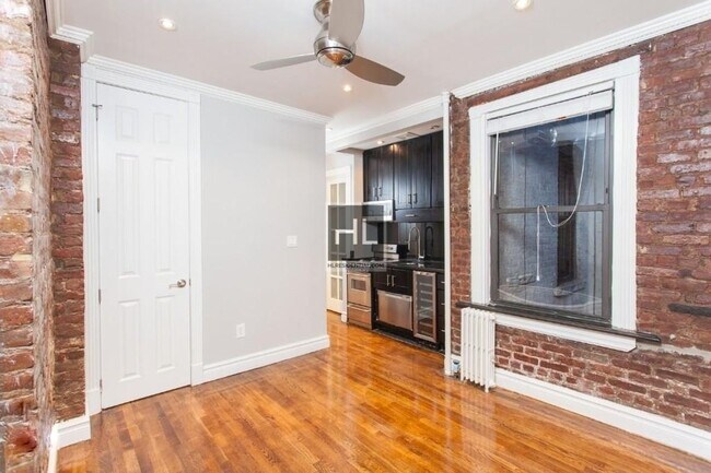 East 13th Street - East 13th Street Apartment Unit 3C