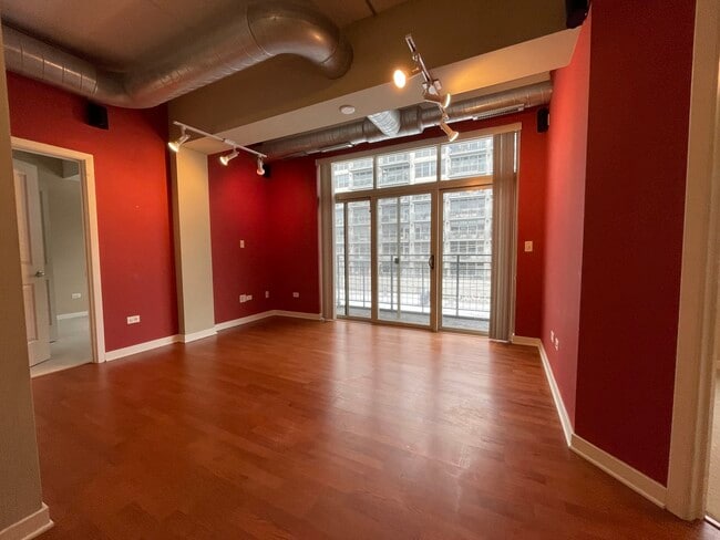 Photo - 1228 W Monroe St