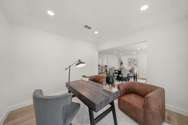 Photo - 10622 Bordley Dr