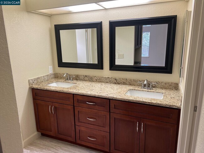 Photo - 1262 Vailwood Dr