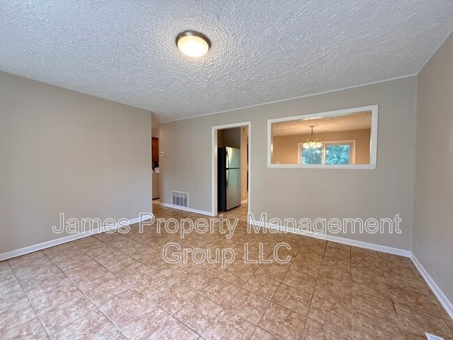 Photo - 1004 Oakland Dr