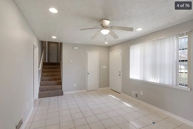 Photo - 4 bedrooms & 2 bath in Decatur!