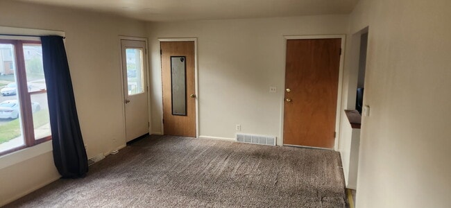 Photo - 1318 Church St Unit 3 bedroom upper incl. Wat