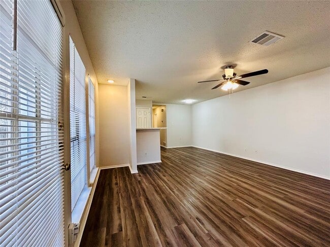 Photo - 9315 Kempler Dr