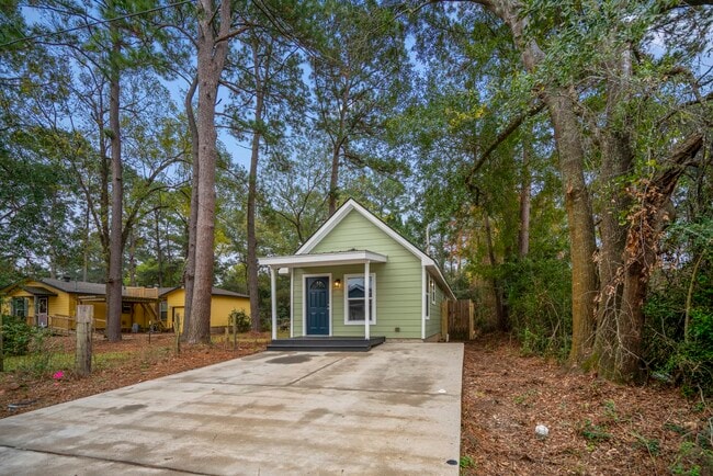 Building Photo - 628 Foster St