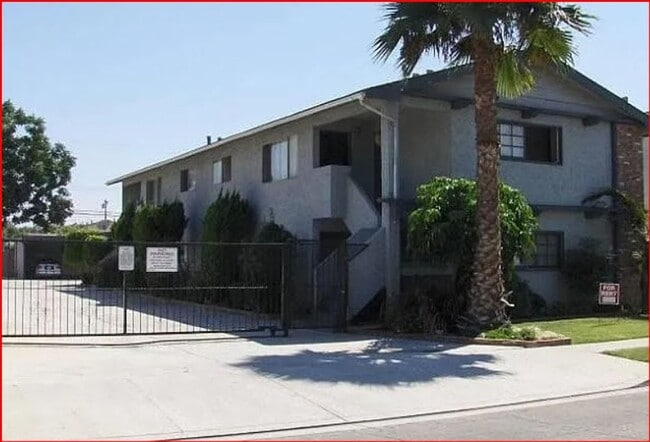 Building Photo - 10502 Imperial Hwy. Unit 10500 - #D