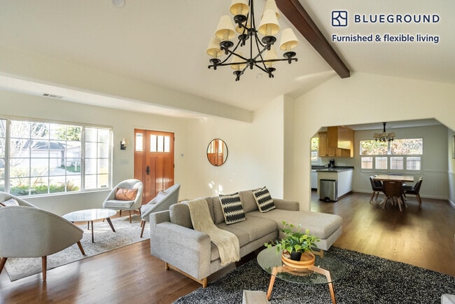 Photo - 732 Laurel Ave