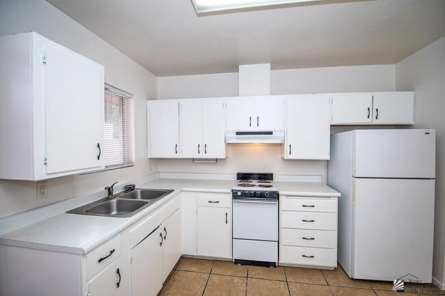 Photo - 250 W Catalina Dr Apartamento Unidad E3