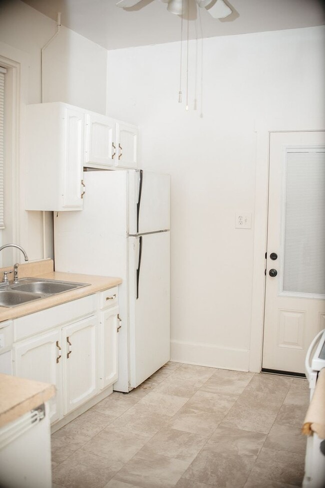 Photo - 204 E High St Unit 102