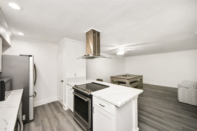Photo - 3131 Cummins St Unit 71