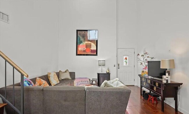 Photo - 12938 Valleyheart Dr