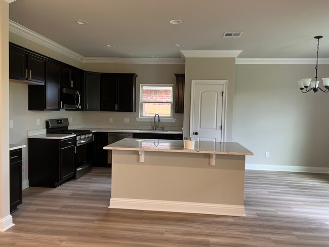 Photo - 220 Tall Oaks Ln