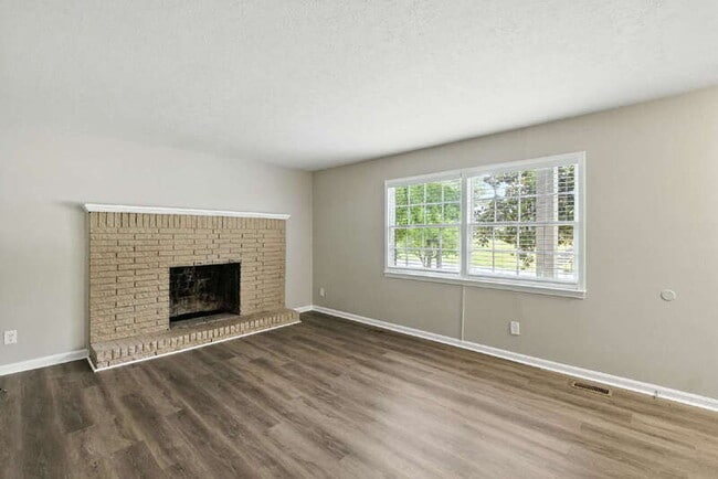 Photo - 10577 Thrasher Rd