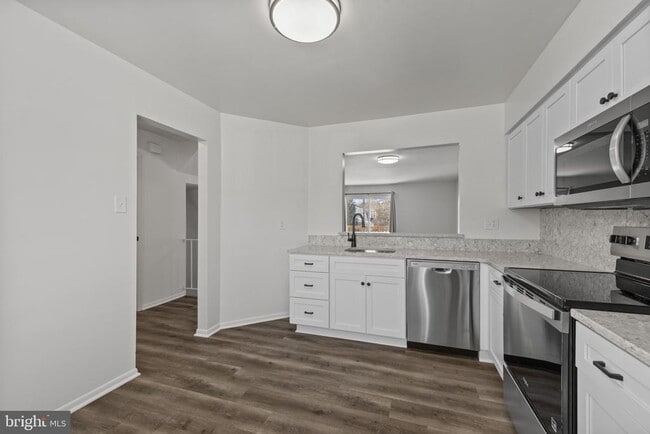 Photo - 6160 Majors Ln