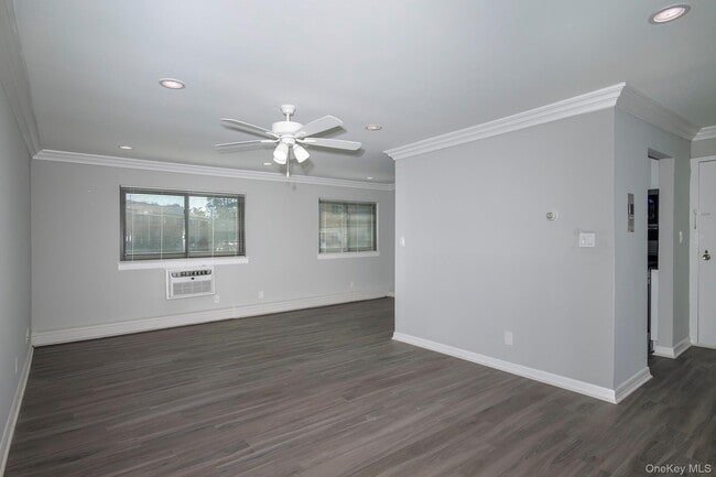 Photo - 405 E Main St Unit 405-06