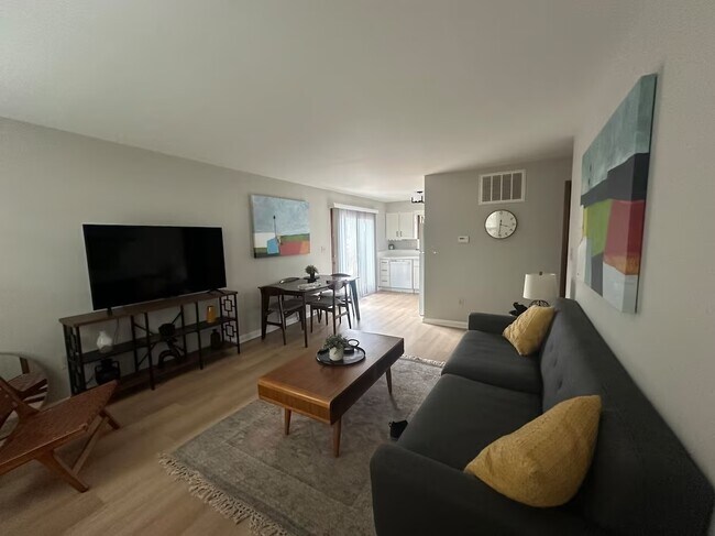 Photo - 131 Newberry Ave