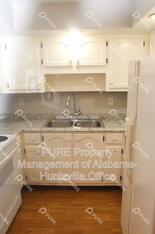 Photo - 2817 Wynterhall Rd SE