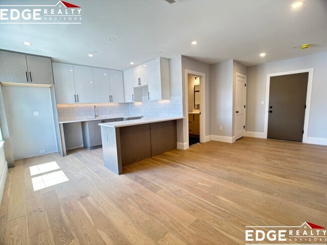 Photo - 425 Market St Unit 303