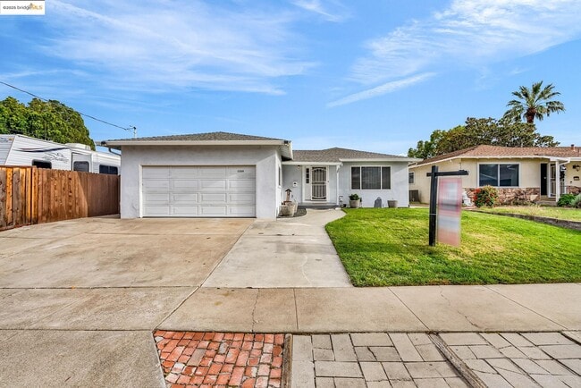 Photo - 1209 Tulip Dr