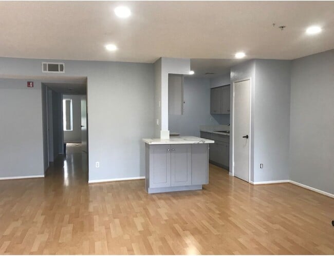 Photo - 10282 Tujunga Canyon Blvd Unit 103
