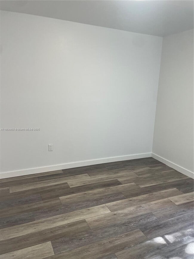 Photo - 4709 NW 7th St Unidad 204-9
