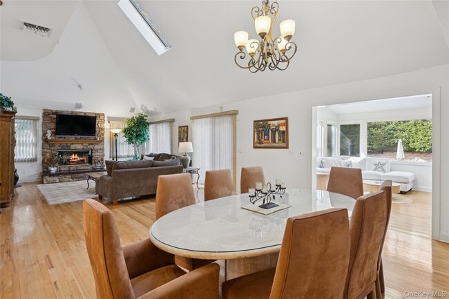 Photo - 126 Malloy Dr