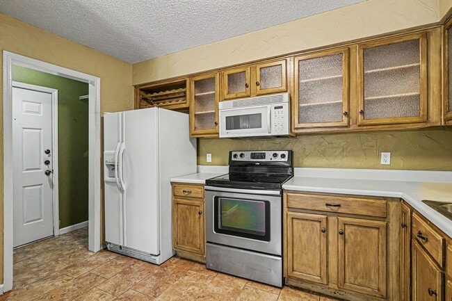 Photo - Recently updated 3 bedroom/2 bath home for rent