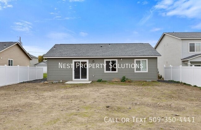 Photo - 322 W 6th St