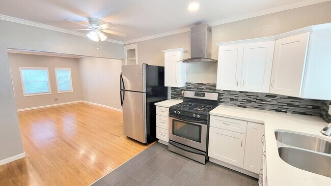 Photo - 4049-55 30th St. Unit 4049 1/2