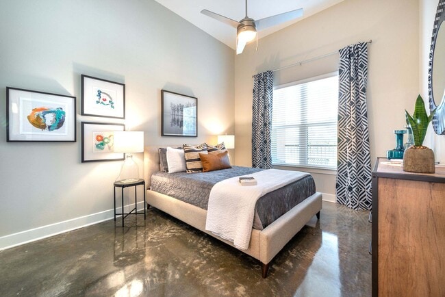 Lakeview Apartments