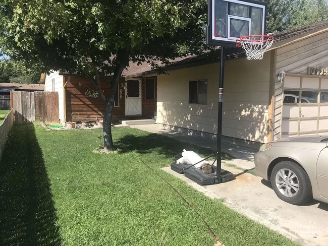 Building Photo - 10430 W Ardyce Ct Unit 10430