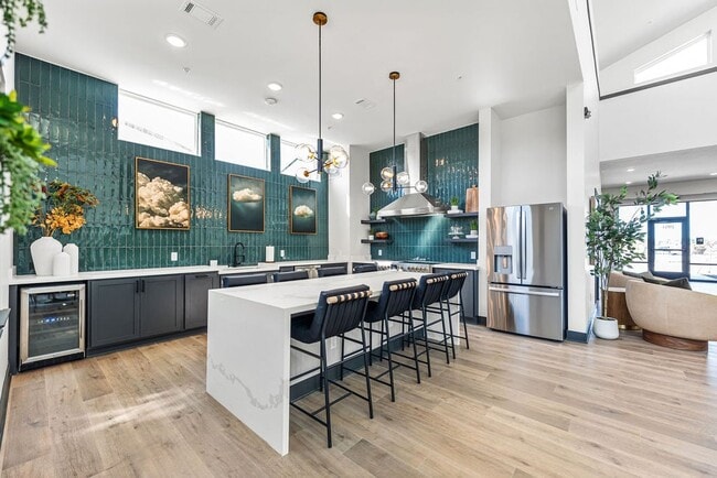 Photo - Reunion at Blackwell