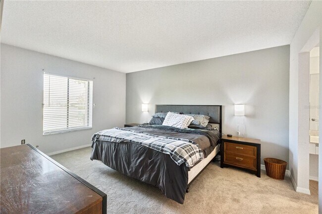 6211 Timberlake Dr