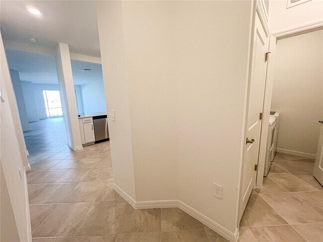 Photo - 14652 BALLAST Way