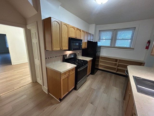Photo - 231 W 14th St Unidad 1