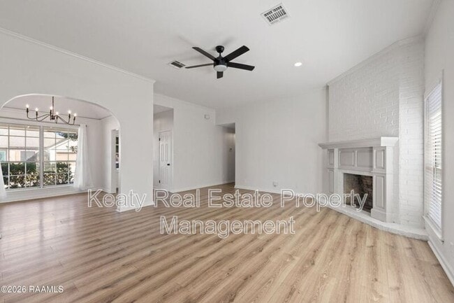 Photo - 313 Wallingsford Cir