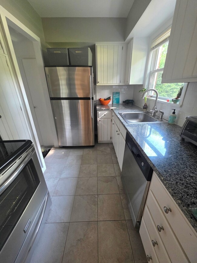 Photo - 1712 Sunview Rd