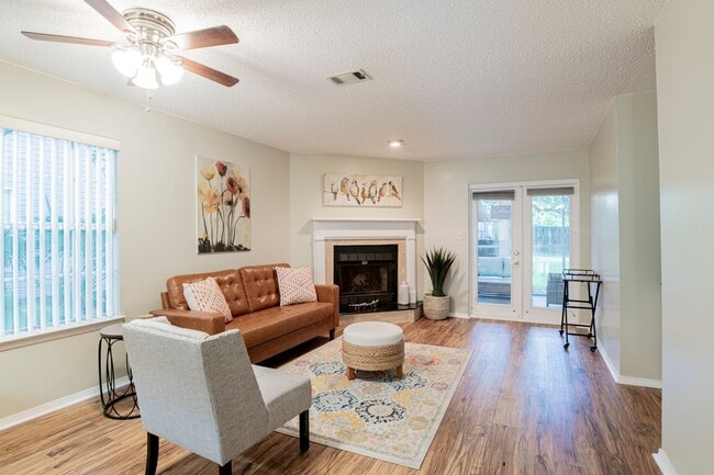 Photo - Lovely Ground-Floor Condo with Patio Near Airport