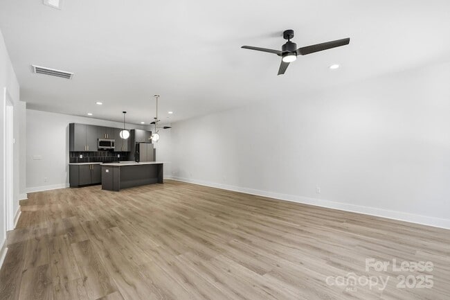 Photo - 1306 Carolyn Dr