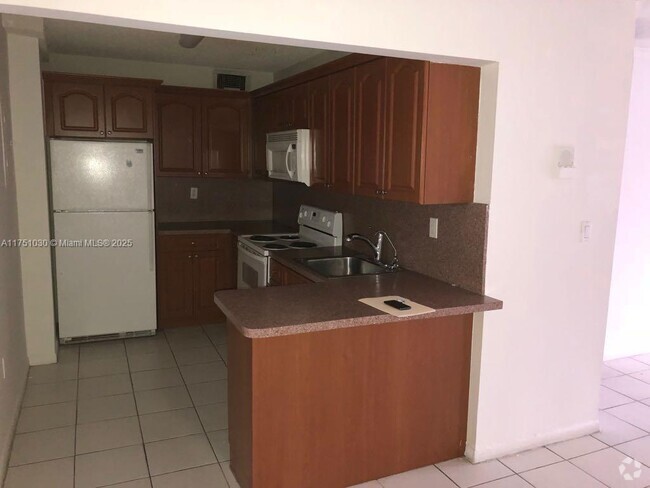 Building Photo - 2 bedroom in North Miami Beach FL 33160 Rental