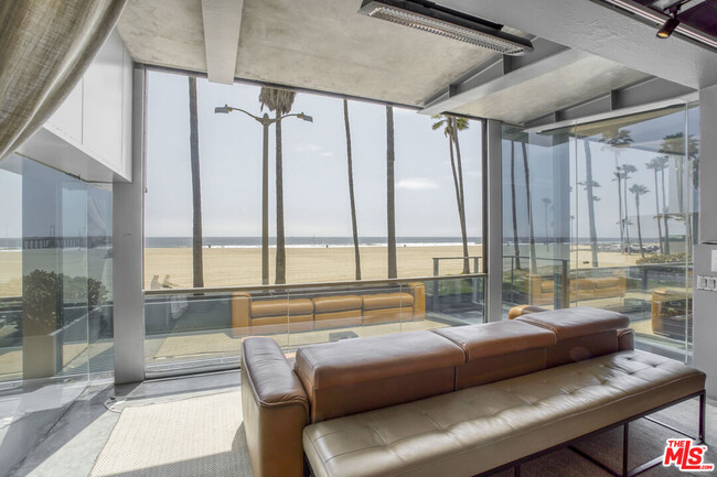 Photo - 2911 Ocean Front Walk