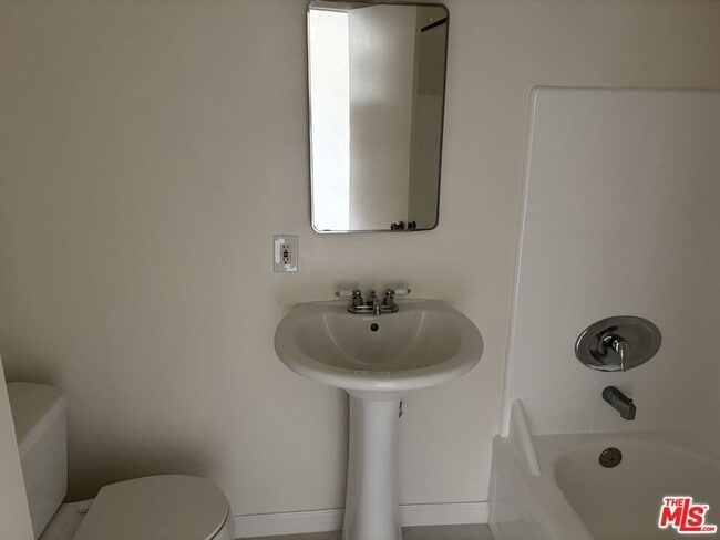Photo - 10716 Francis Pl Unit 16